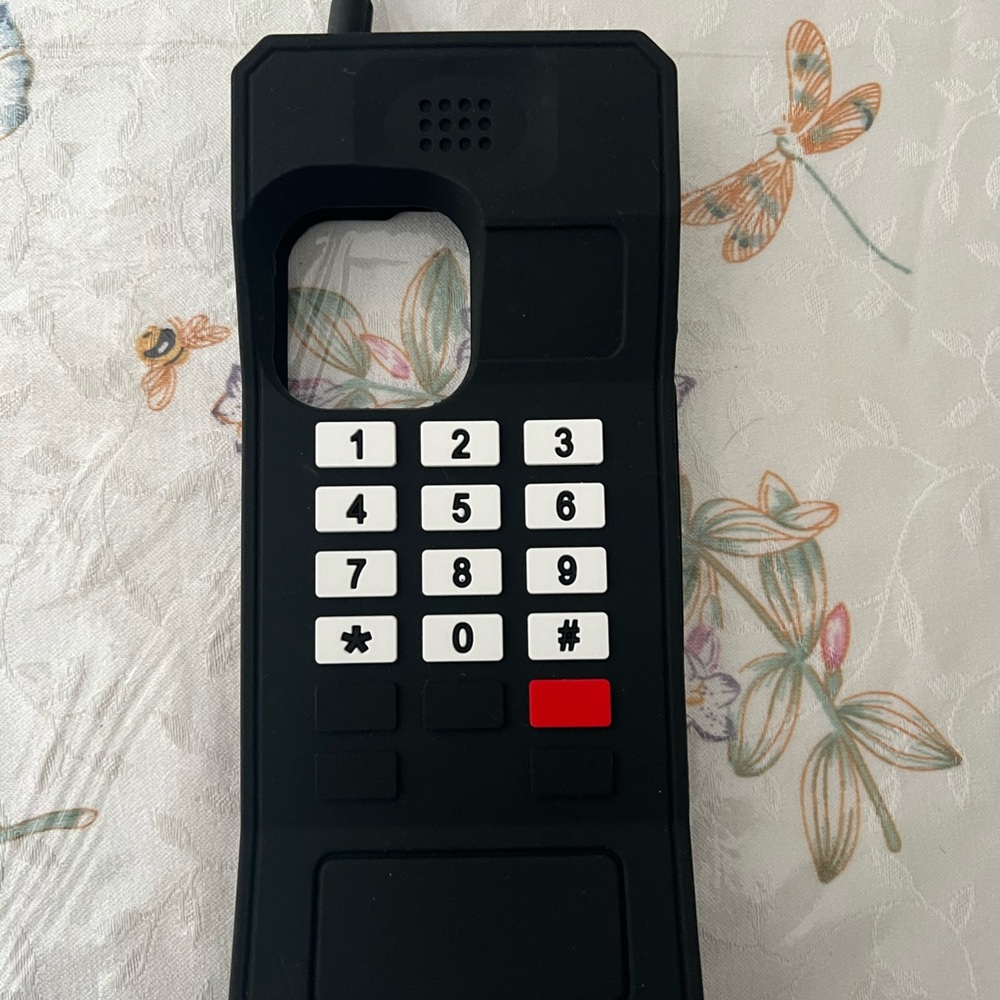 iPhone 14 cases funny/ugly